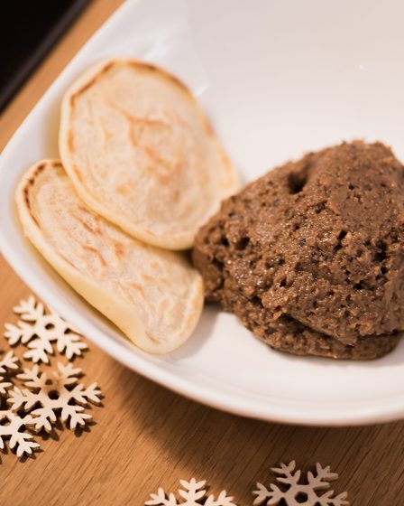 caviar d'aubergine et blinis végan